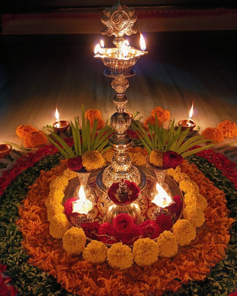 Watch Shalmala Video